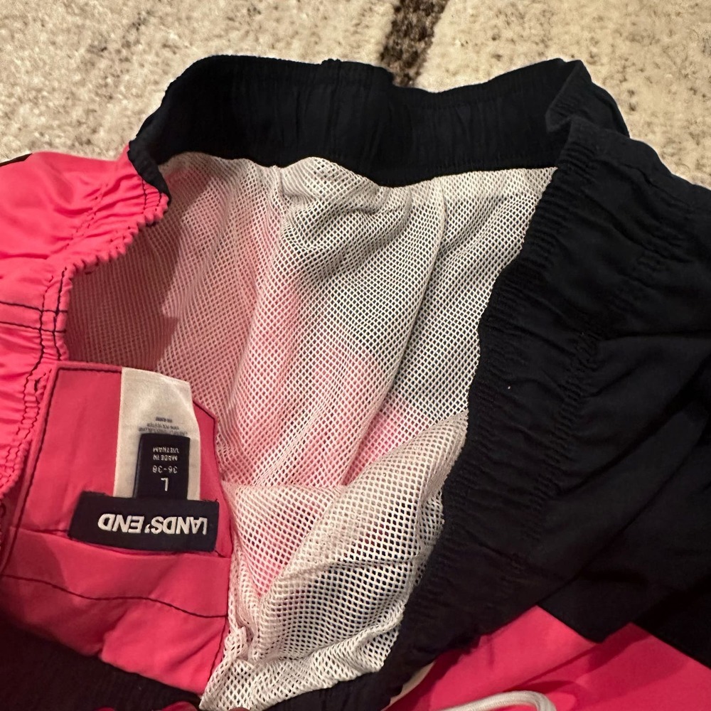 Lands End Men’s NWT 8” Pink Colorblock Volley Trunk Swim Resort Summer - Picture 7 of 8